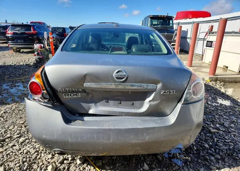 2009 Nissan Altima 2.5 z USA, uszkodzony, nr VIN 1N4AL21E29N557113